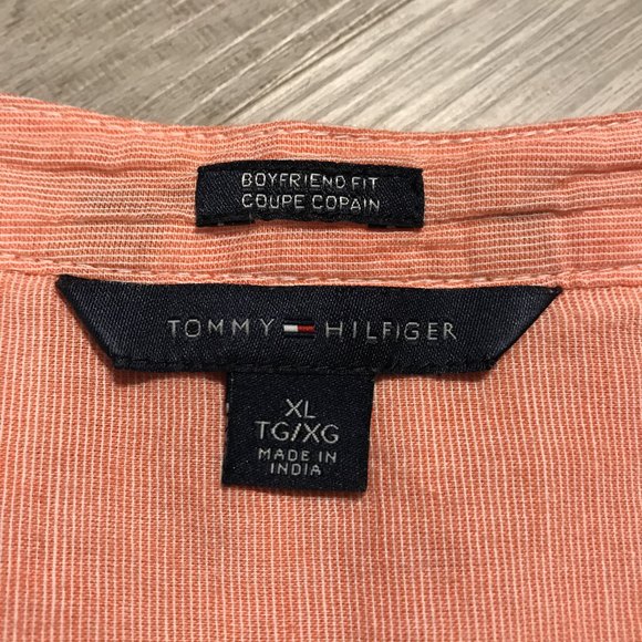 Tommy Hilfiger Boyfriend Fit Boho Long Sleeve Blouse sz XL 3 Button V neck - Picture 2 of 8